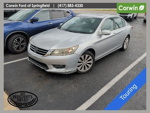 2015 Honda Accord Touring Auto's photo
