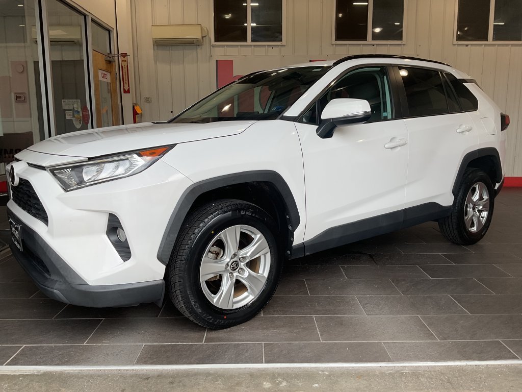 Used 2021 White Toyota XLE image 2