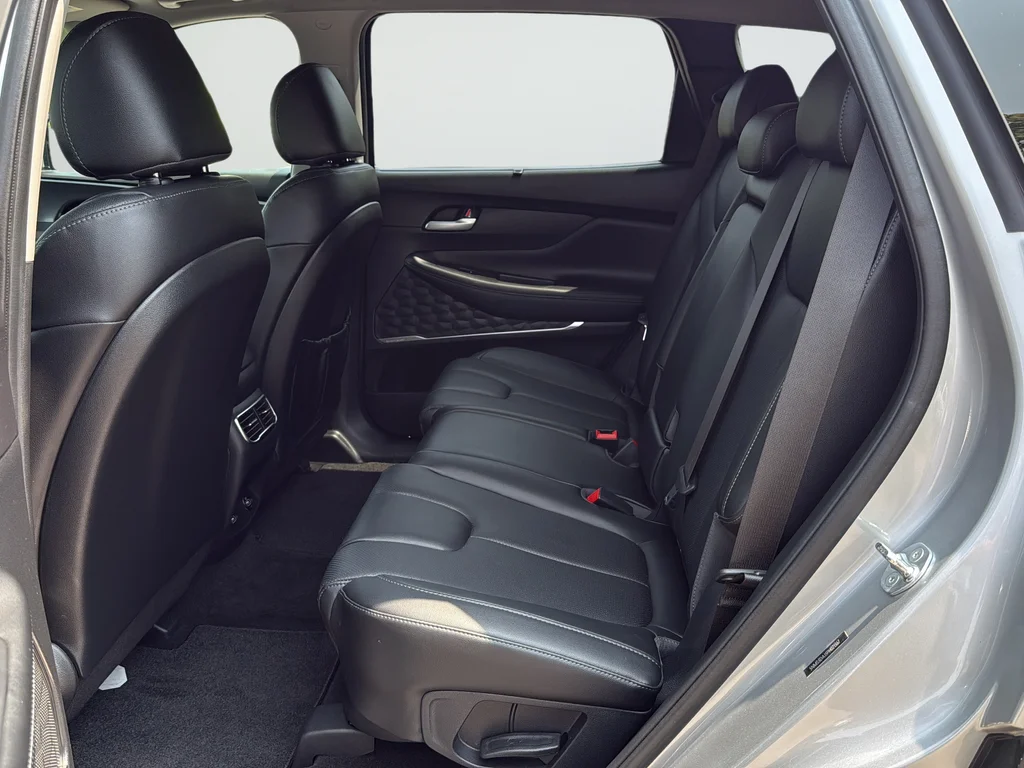 Certified Used 2023 Silver Hyundai SEL Premium image 24