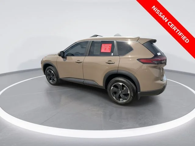 Used 2024 Beige/tan Nissan SV image 6