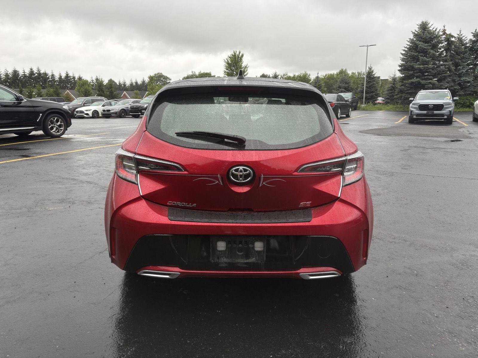 Used 2022 Finish Line Red w/Black Roof Toyota SE image 5