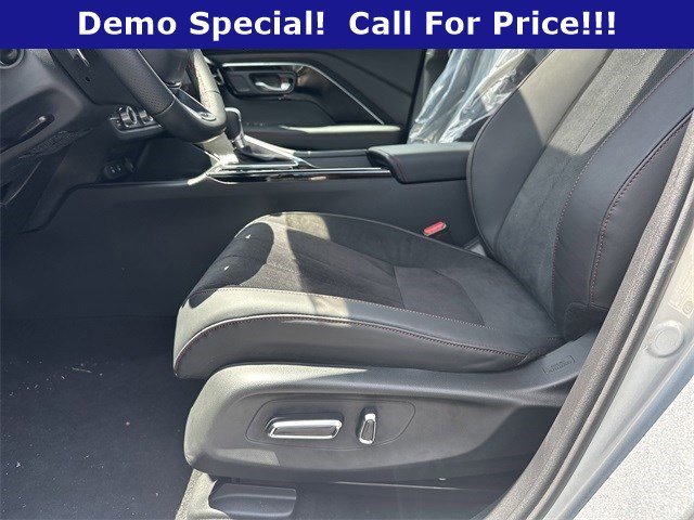 Used 2025 Silver Metallic Acura w/A-Spec Package image 9
