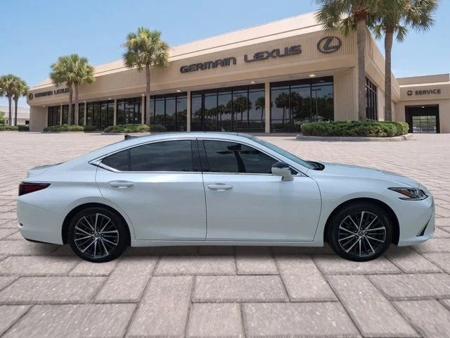 Certified Used 2025 EMINENT WHITE PEARL Lexus 350 image 3