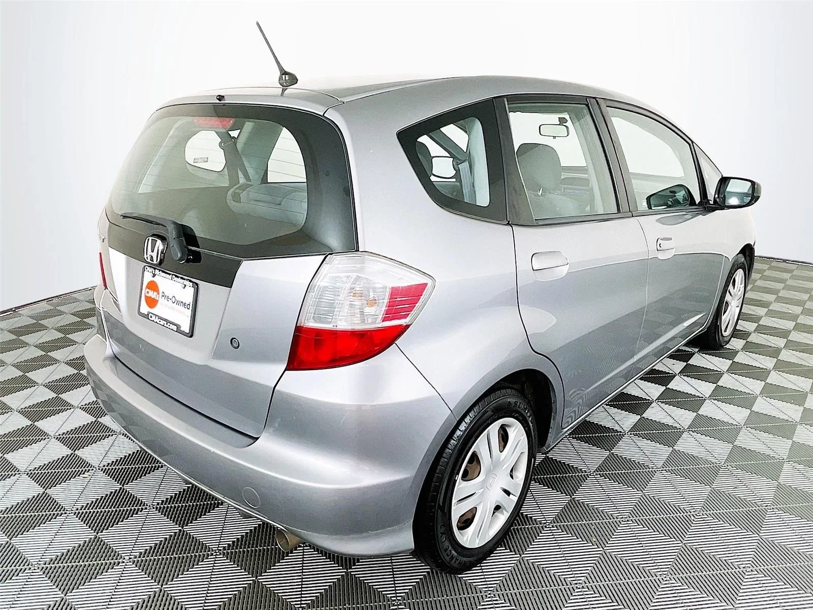 Used 2009 Storm Silver Metallic Honda BASE image 9