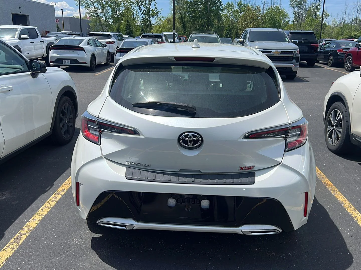 Used 2019 Blizzard Pearl Toyota XSE image 3