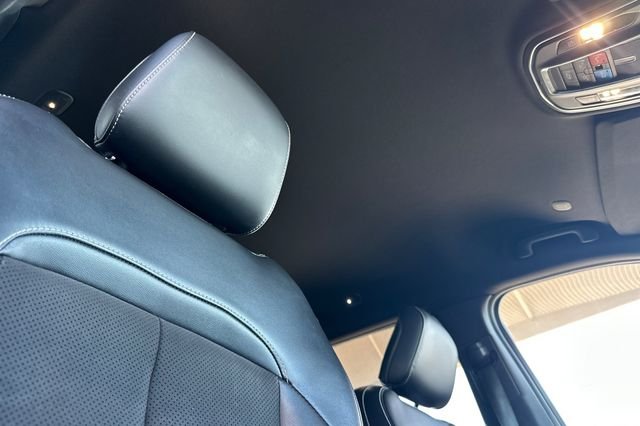 Certified Used 2023 White Jeep Altitude image 18