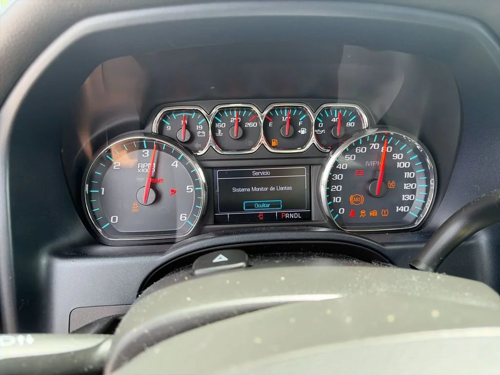 Used 2017 ONYX BLACK GMC SLE image 12