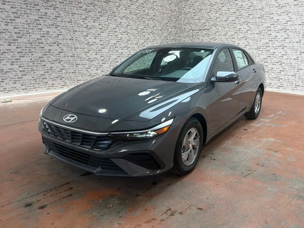 New 2026 Ecotronic Gray Hyundai SE image 3