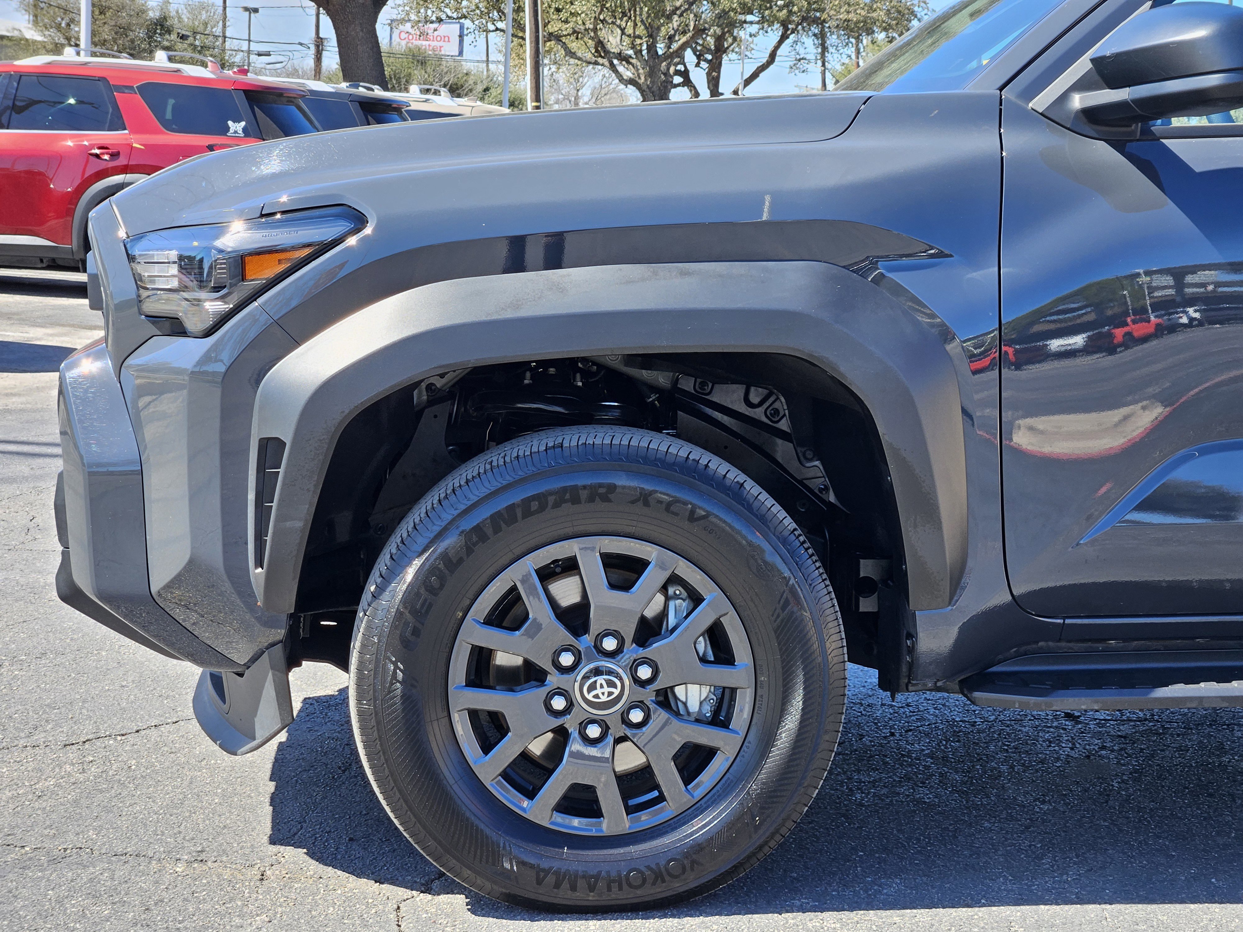 Used 2025 Underground Toyota SR5 image 9