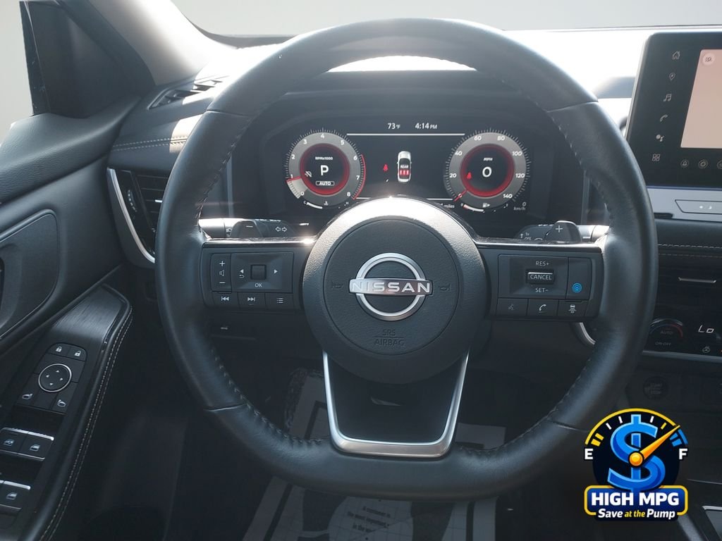 Used 2024 Gold Nissan SL image 21