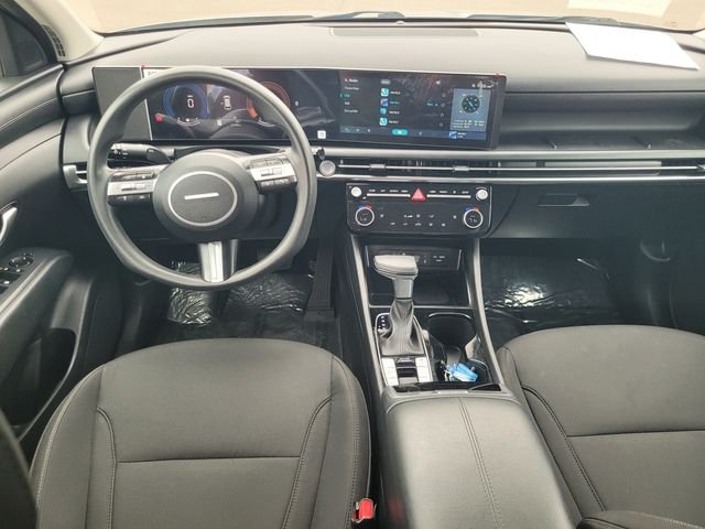 Used 2025 Silver Hyundai SEL image 16