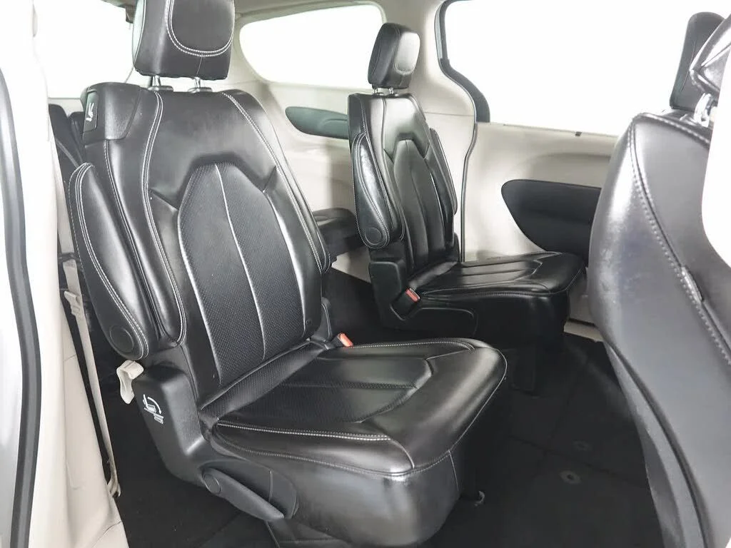 Used 2024 White Chrysler Touring L image 16