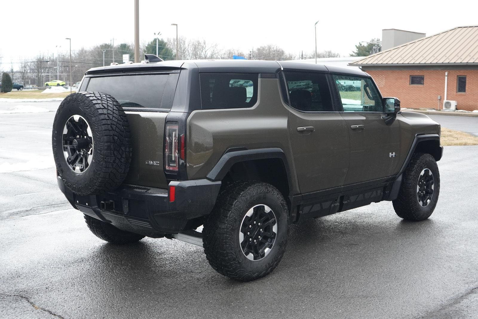 New 2024 Deep Aurora Metallic (Dark Bronze) GMC 2X image 3