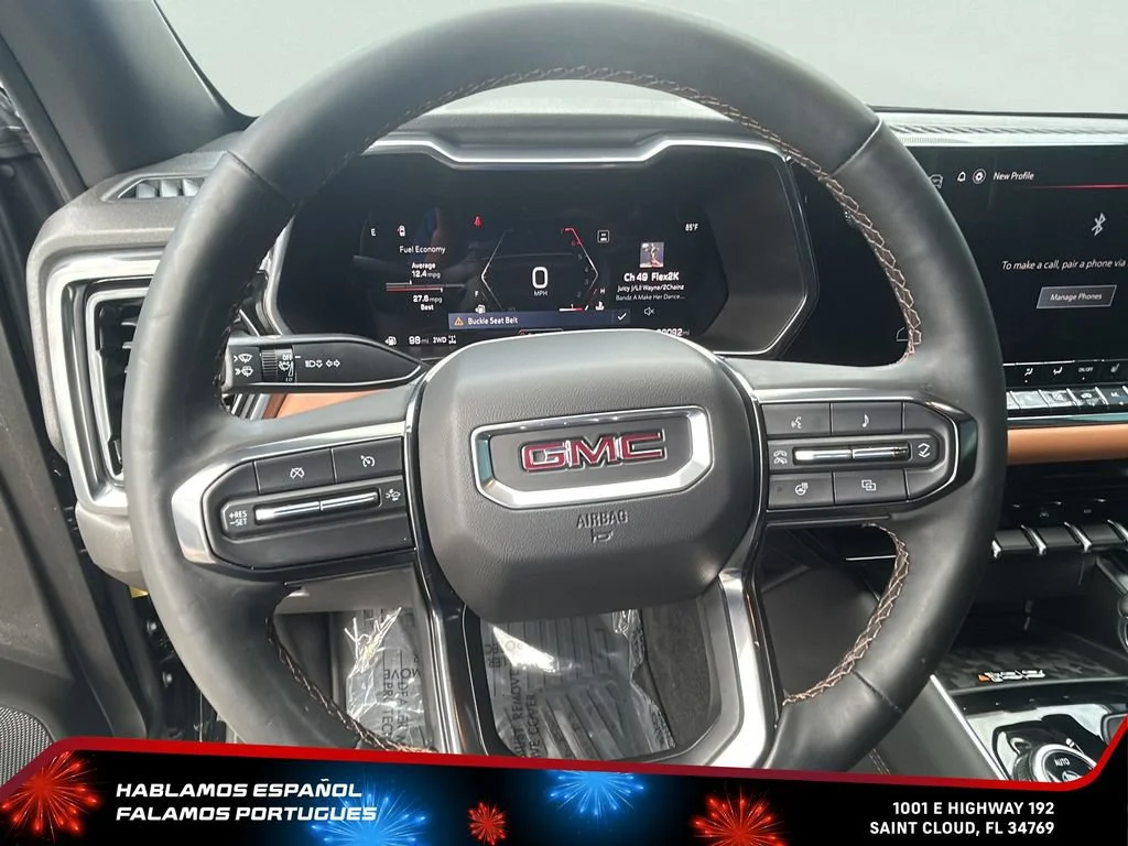 Used 2025 Onyx Black GMC AT4 image 16