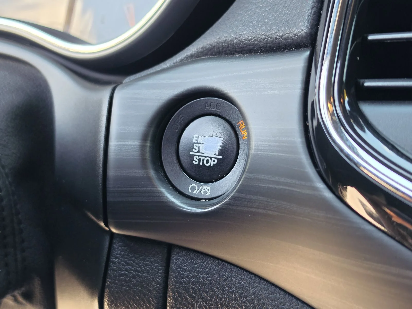 Used 2022 Black Jeep Laredo X image 38