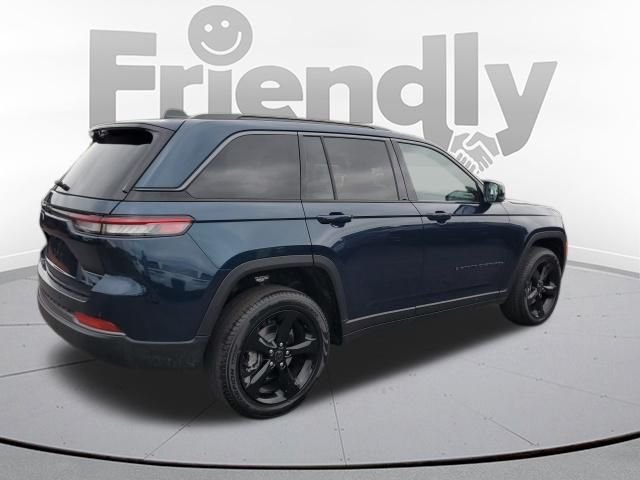 New 2027 Fathom Blue Pearl-Coat Paint Jeep Limited image 5