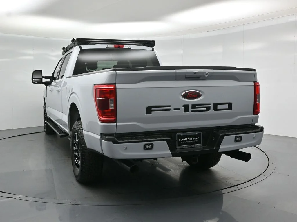 Used 2022 White Ford XLT image 26