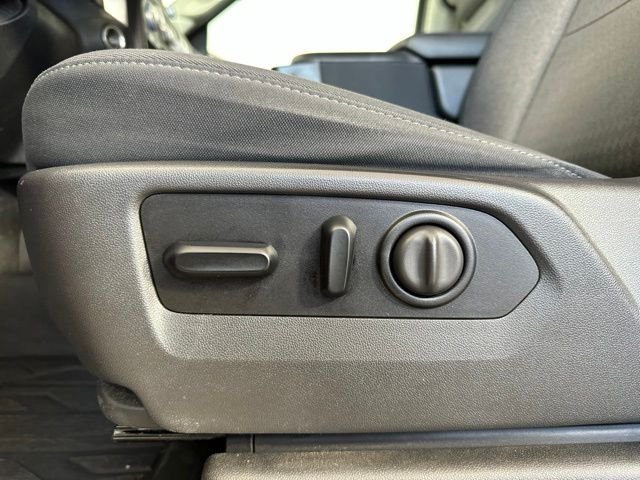 Used 2020 Red GMC Elevation image 6