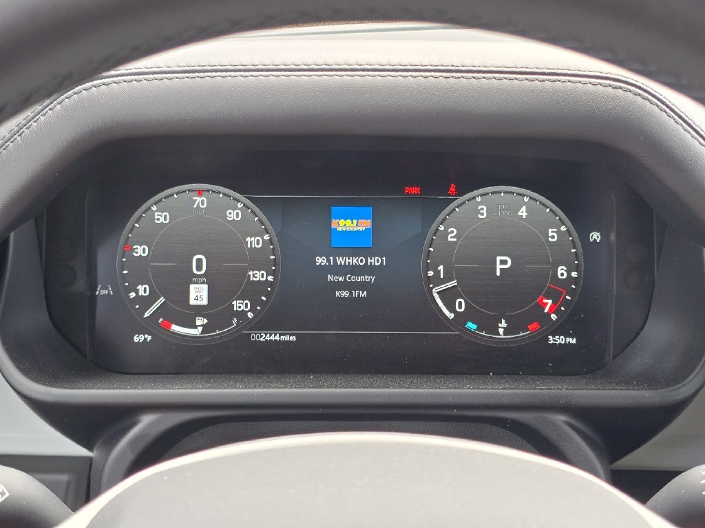 New 2026 Santorini Black Land Rover X-Dynamic se image 23