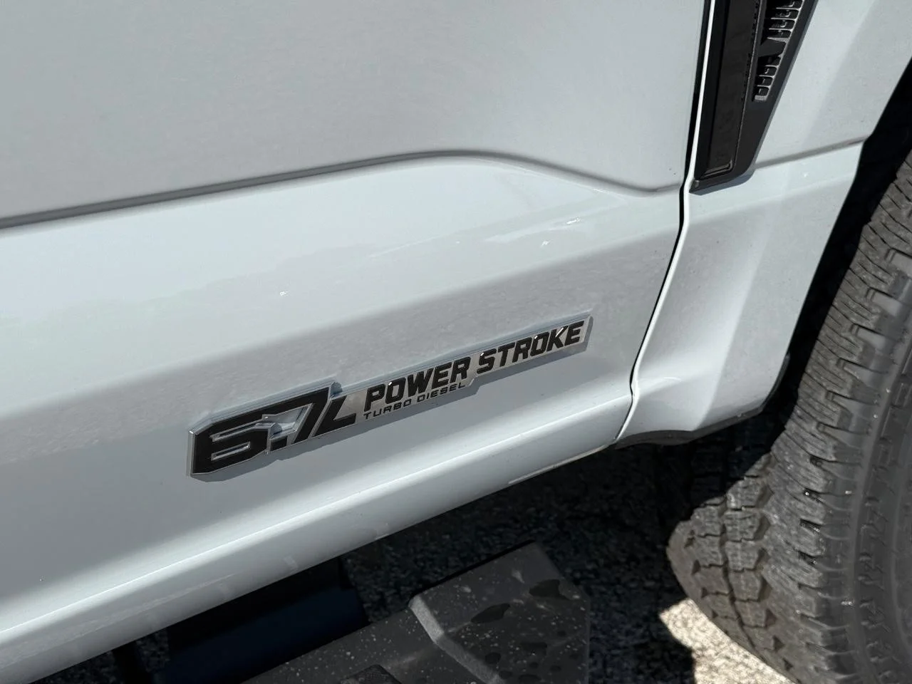 New 2026 Avalanche Ford F-350® Lariat® image 5