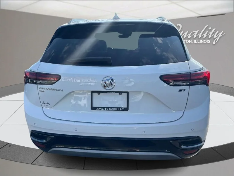 Used 2023 Summit White Buick Essence image 5