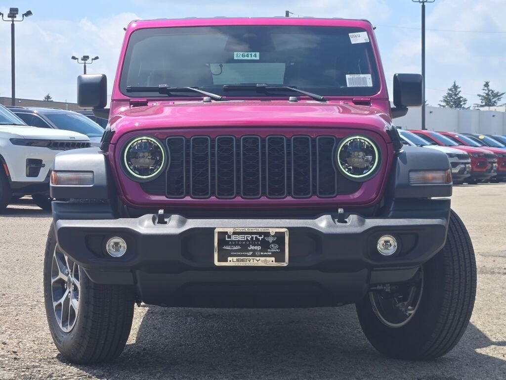 New 2026 Tuscadero Pearlcoat Jeep Sport S image 3