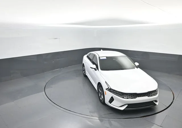Certified Used 2023 White Pearl Kia LXS image 28