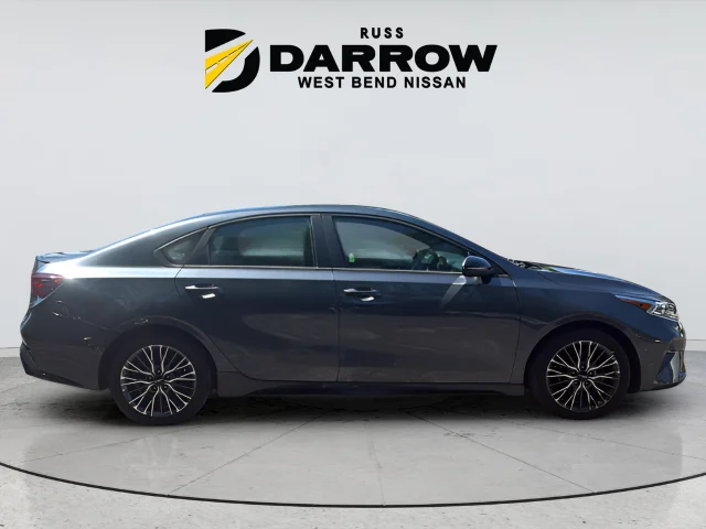 Used 2024 Gray Kia GT-Line image 6