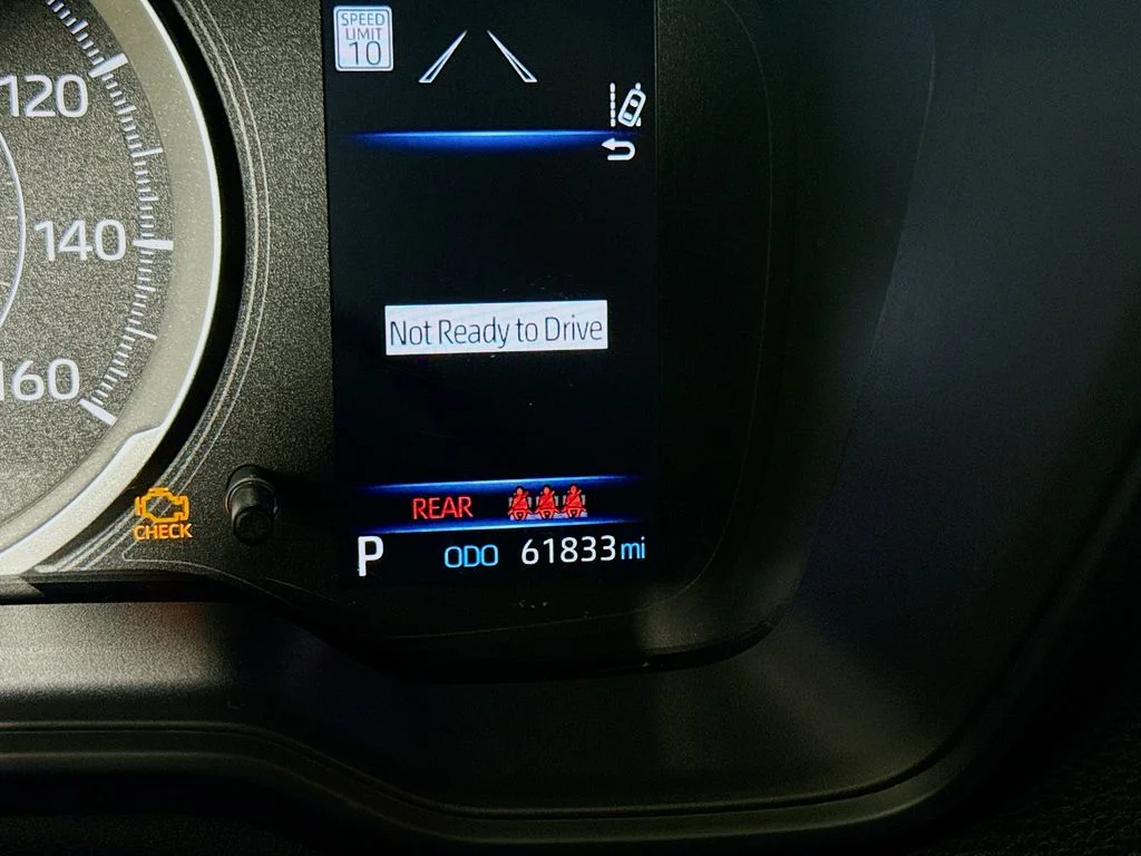 Certified Used 2022 Wind Chill Pearl Toyota LE image 12