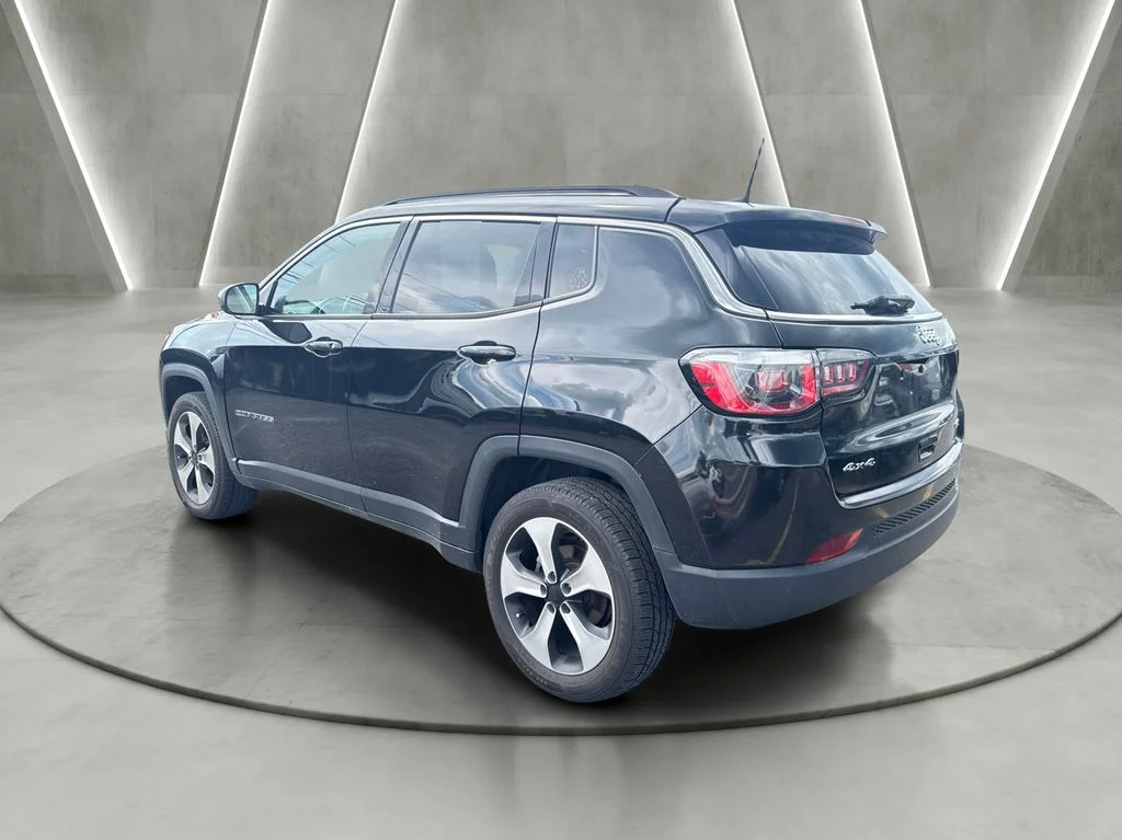 Used 2020 Black Jeep Latitude image 5