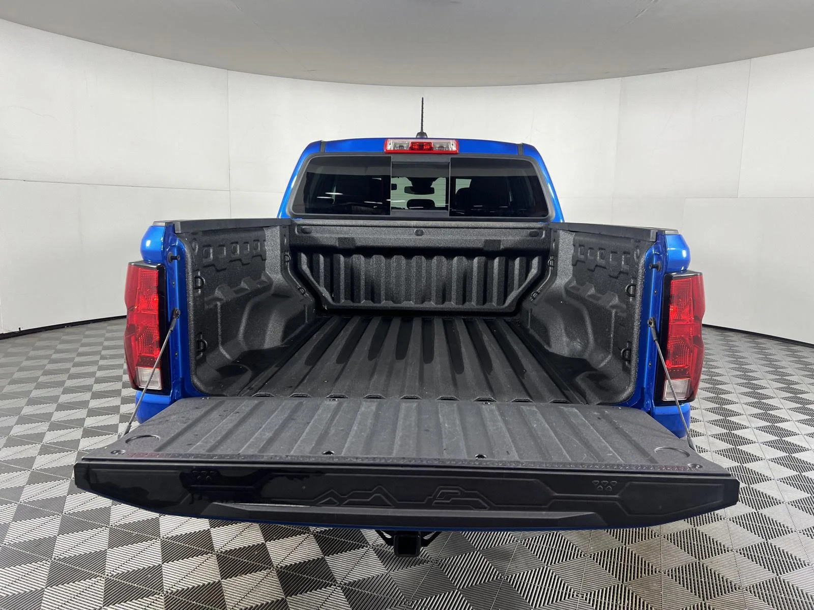 Used 2023 GLACIER BLUE METALLIC Chevrolet 4WD Work Truck image 41