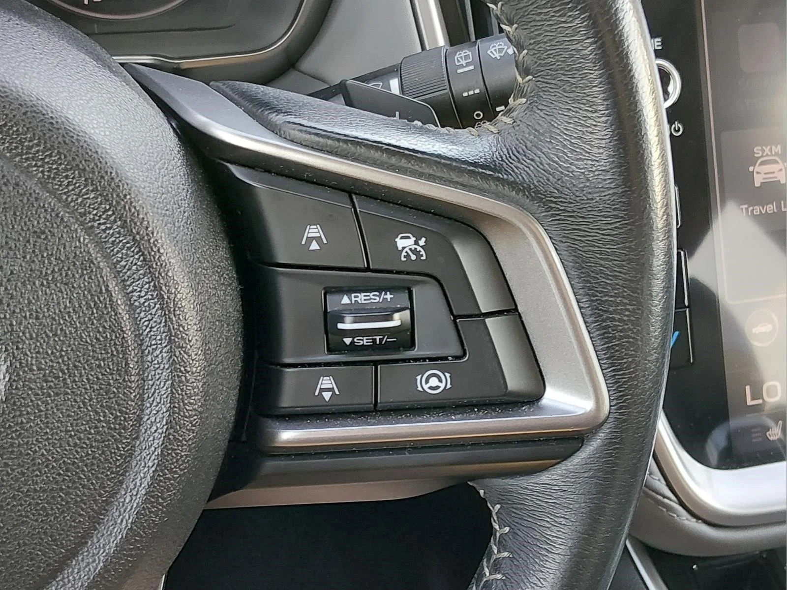 Used 2022 Ice Silver Metallic Subaru Onyx Edition XT image 29