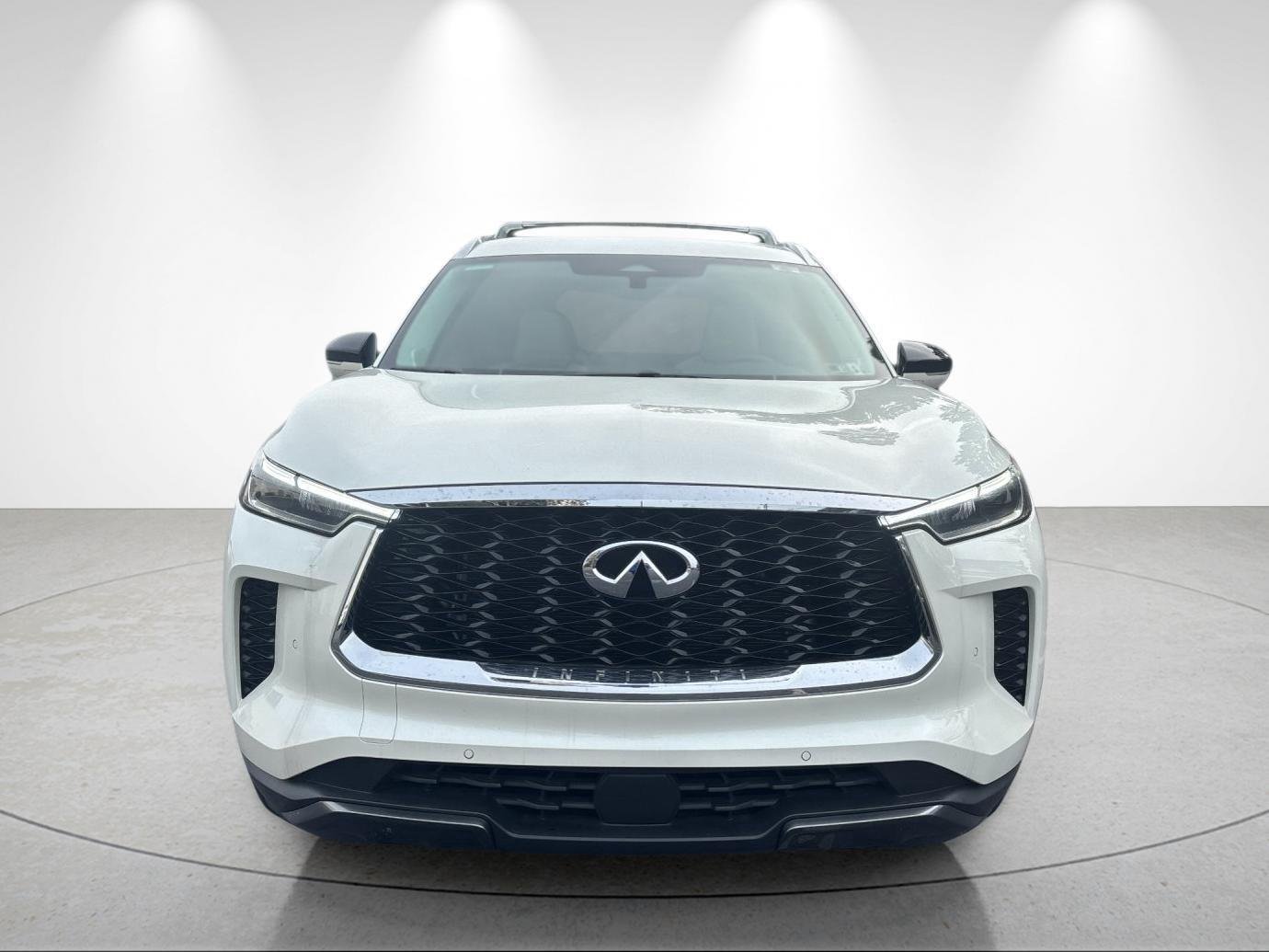 Used 2023 Majestic White INFINITI SENSORY image 8
