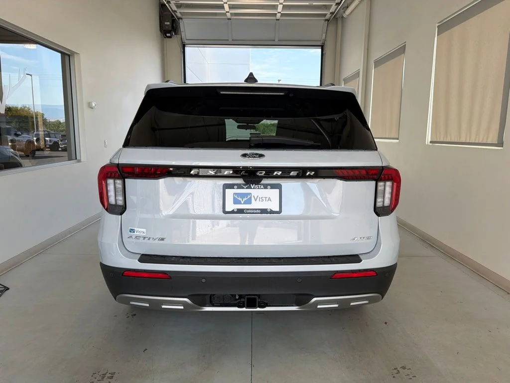 New 2026 Space White Metallic Ford Active image 5