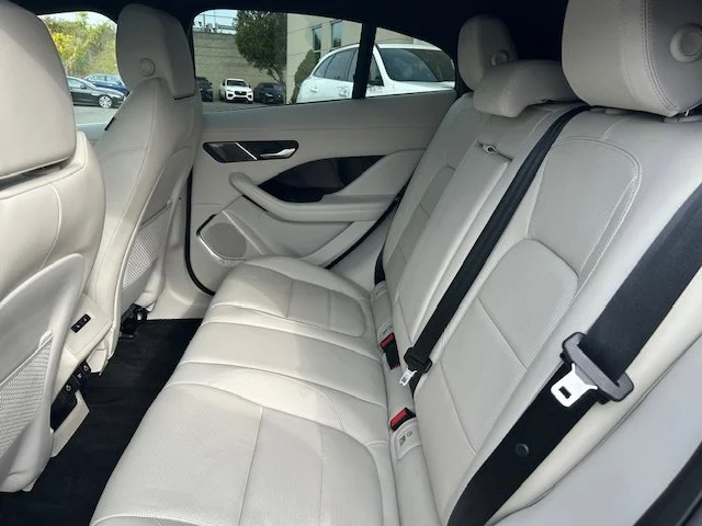 Used 2022 Borasco Gray Metallic Jaguar HSE image 21