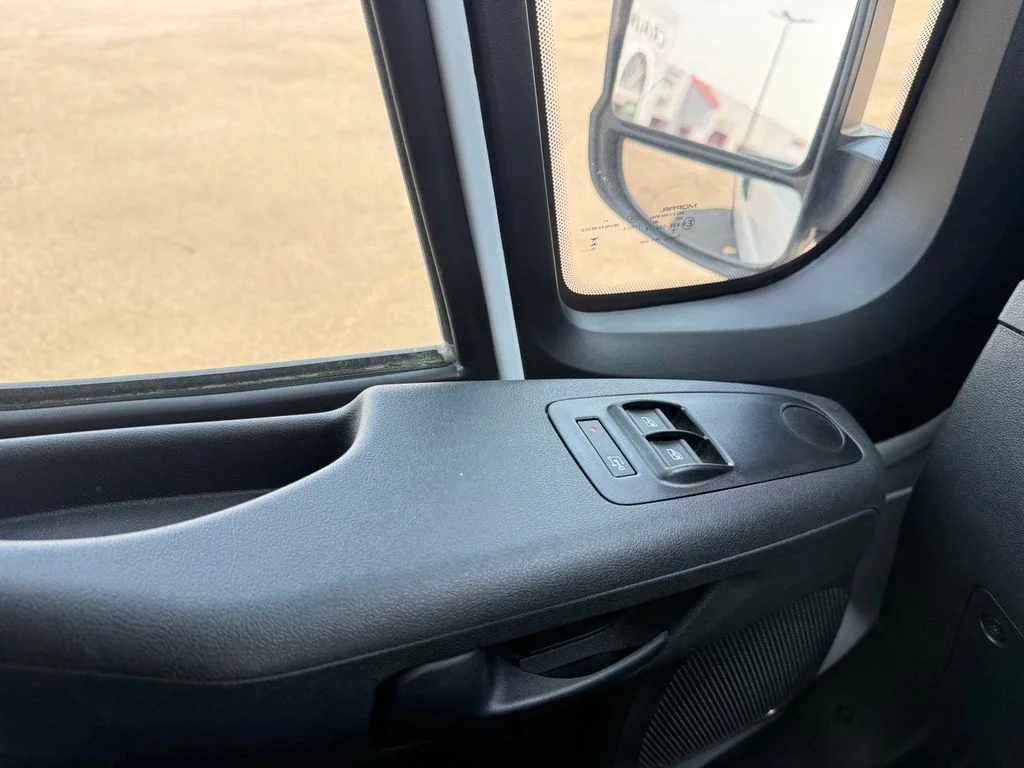 Used 2026 White Ram Base image 12