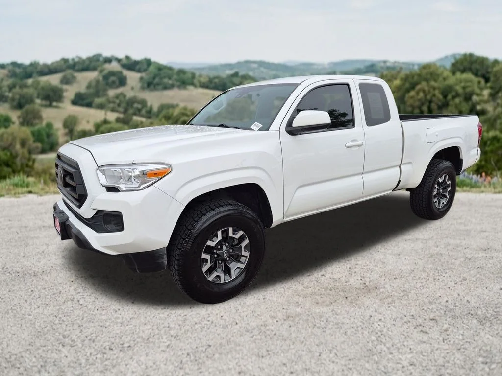 Used 2023 White Toyota SR image 3
