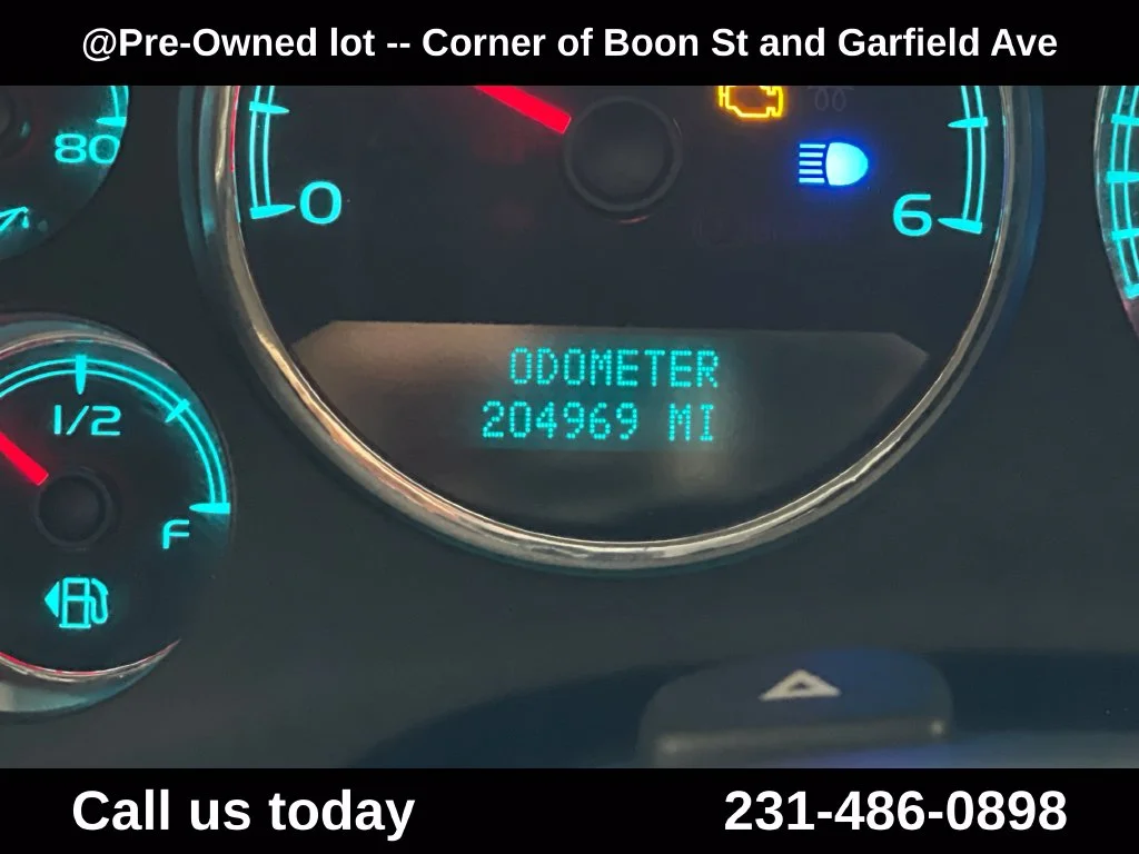 Used 2008 Black Chevrolet LT image 22