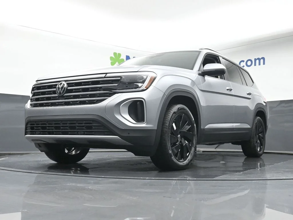 2026 Volkswagen Atlas SE w/Tech - Photo 7