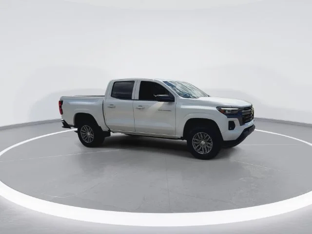 Certified Used 2026 Summit White Chevrolet LT image 13