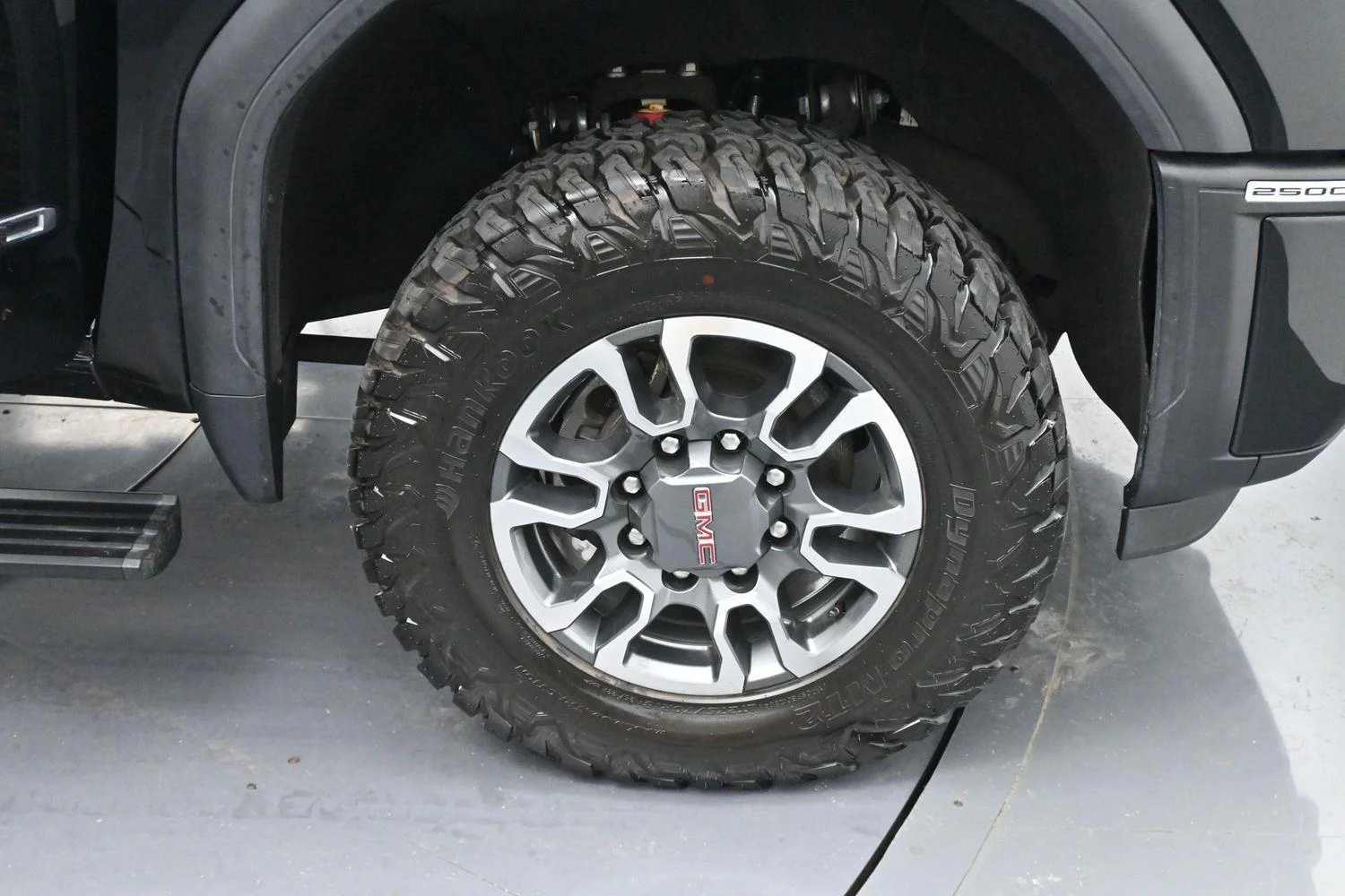 Used 2024 Onyx Black GMC AT4 image 34