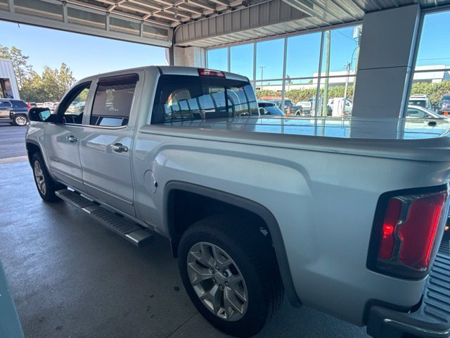 Used 2018 Silver GMC SLT image 5
