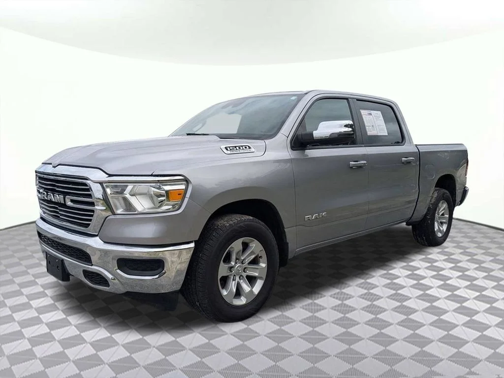 Used 2024 Silver Ram Laramie image 8