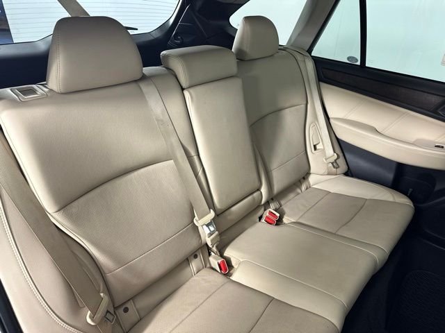 Used 2019 Gray Subaru 2.5i image 29