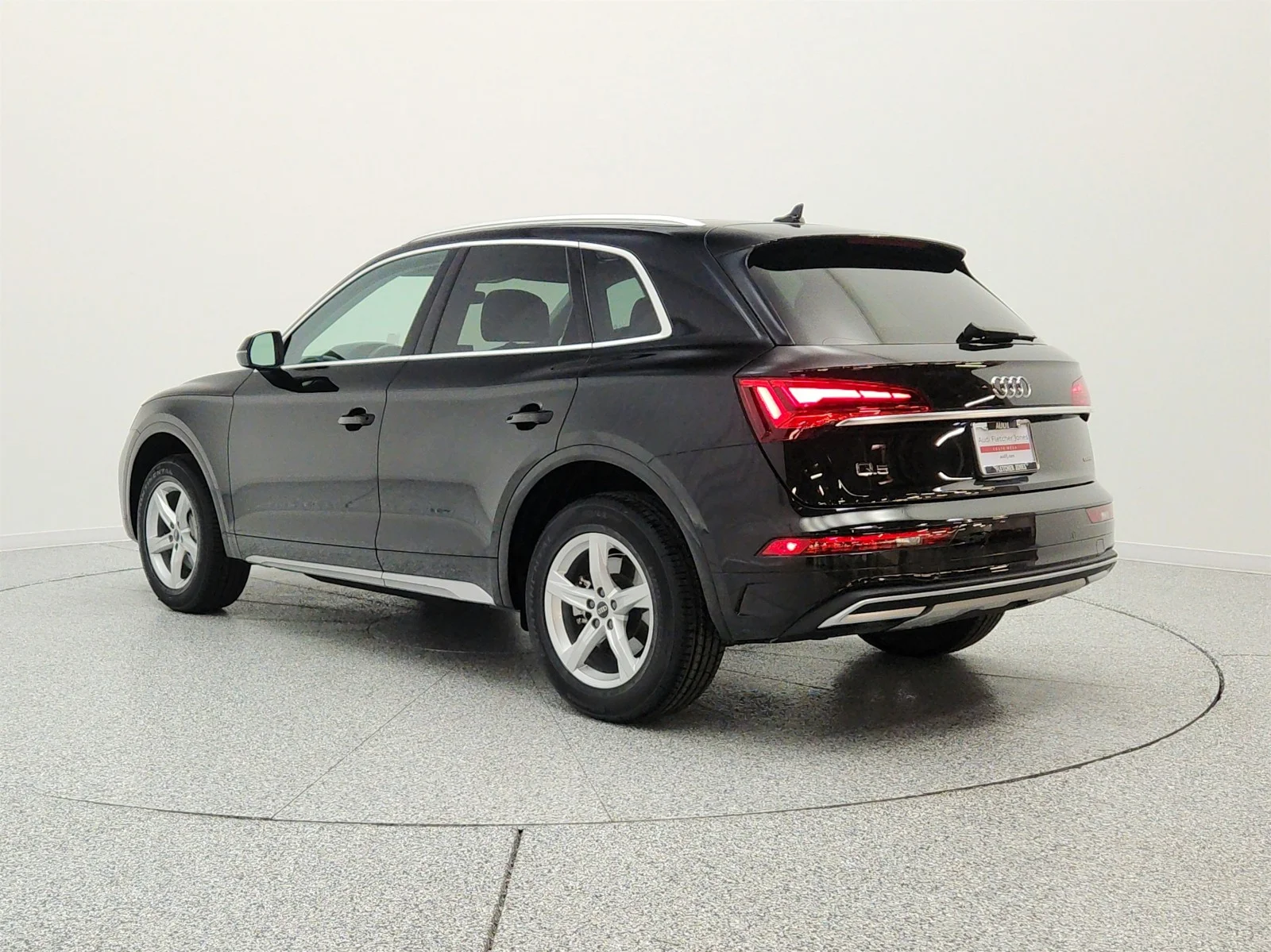 Used 2023 Mythos Black Metallic Audi Premium 40 TFSI quattro image 7