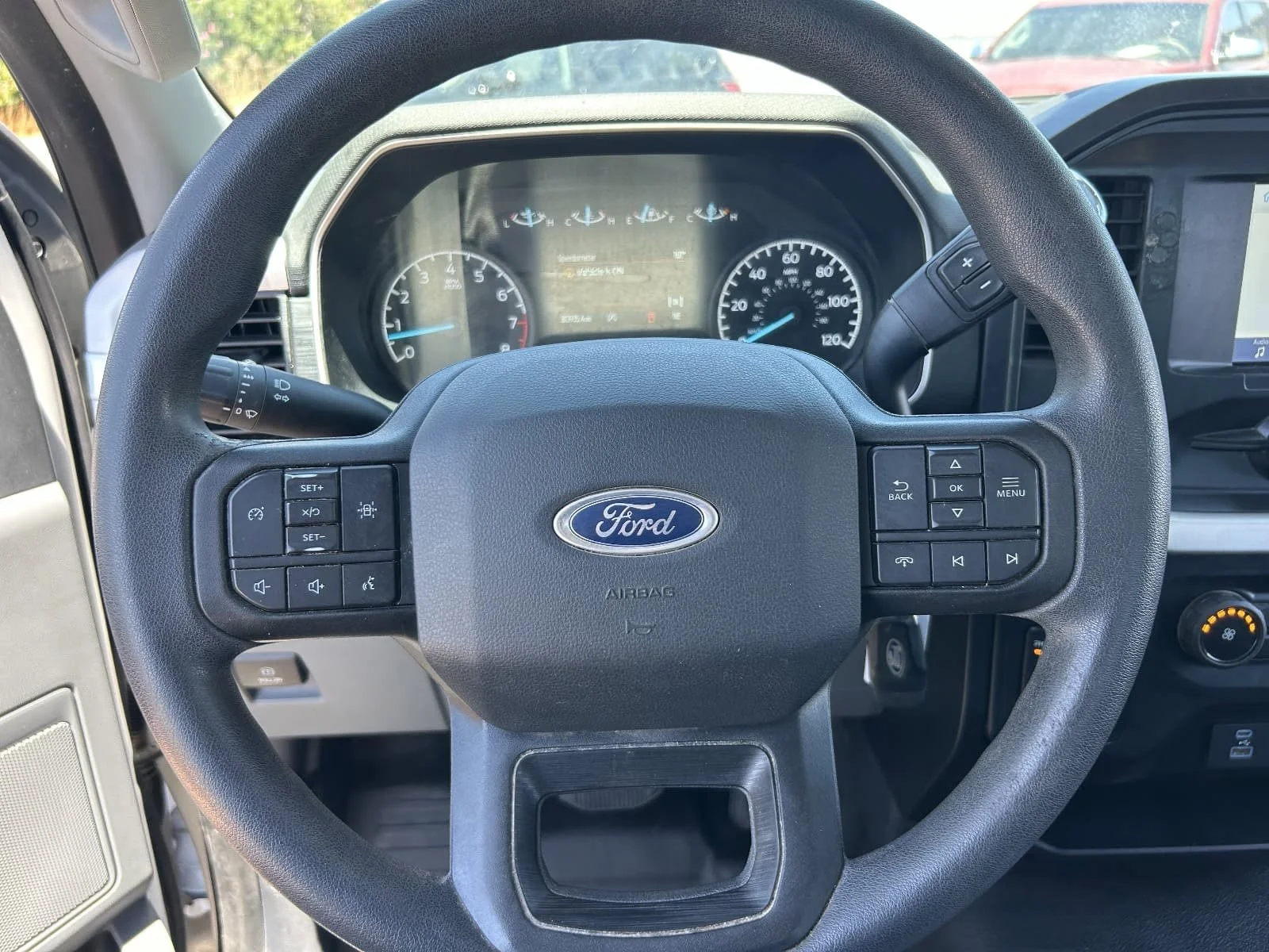 Used 2021 Oxford White Ford XL image 24