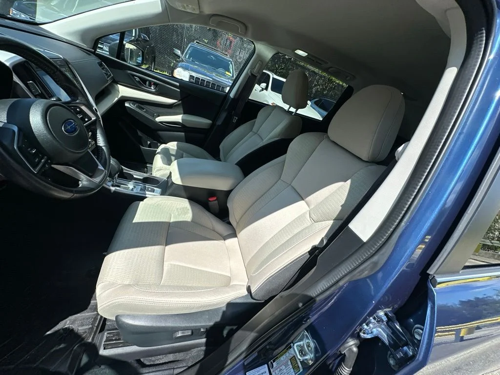 Used 2022 Blue Subaru Premium image 9