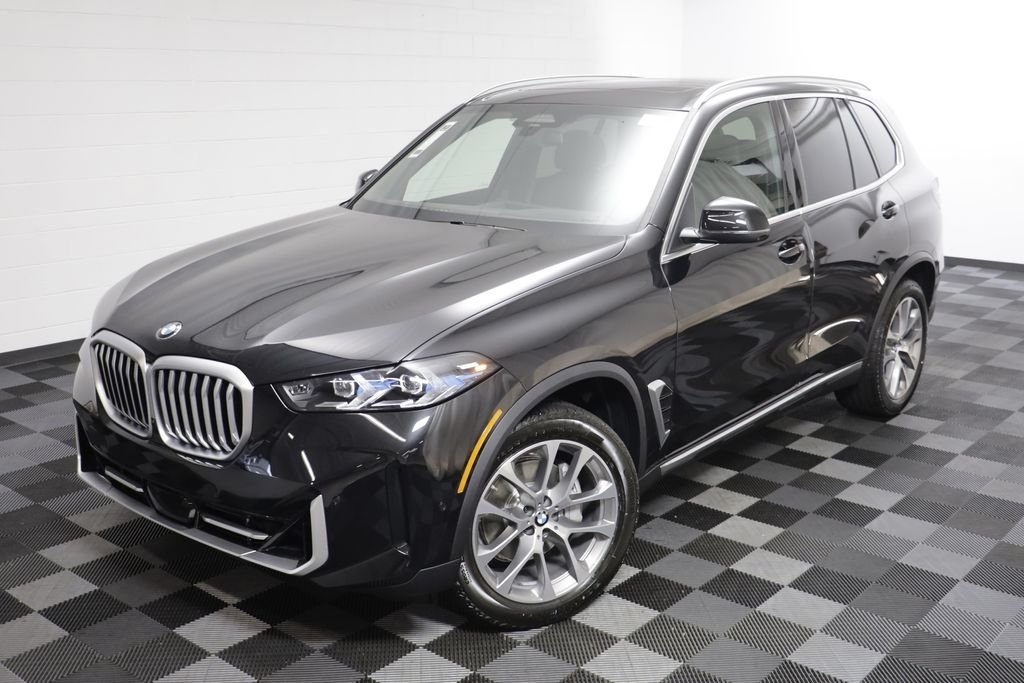 New 2026 Black Sapphire Metallic BMW xDrive40i image 2