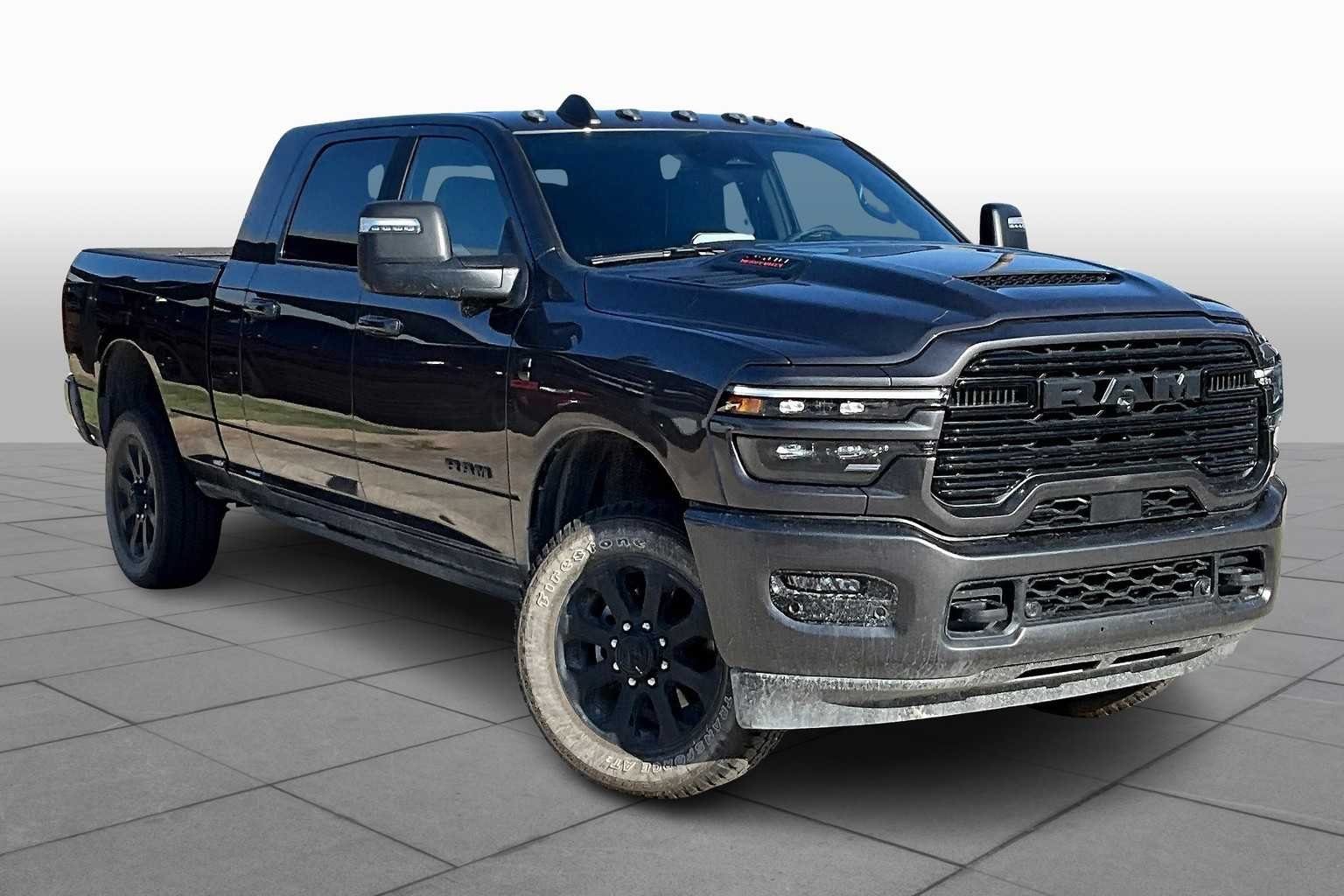 Used 2025 Granite Crystal Metallic Clearcoat Ram Laramie image 3