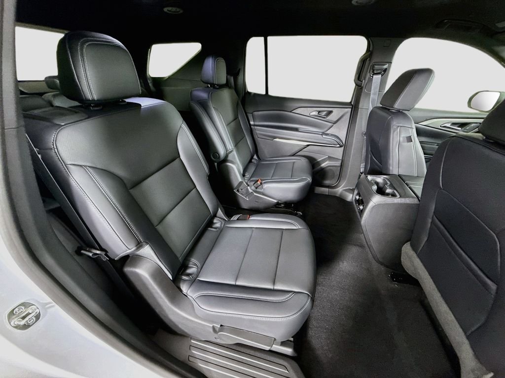 2027 Chevrolet Traverse LT - Photo 27
